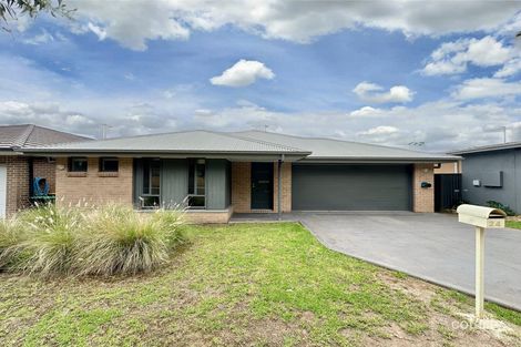 Property photo of 24 Bluestone Drive Glenmore Park NSW 2745