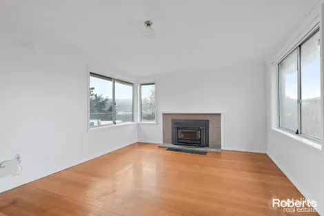 Property photo of 4 Currie Place Ravenswood TAS 7250