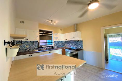 Property photo of 10 Woodford Avenue Warilla NSW 2528
