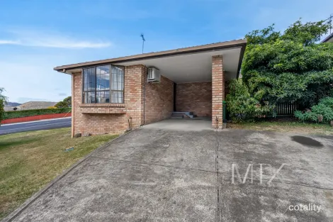 Property photo of 1/1 Dooleys Avenue Rosetta TAS 7010