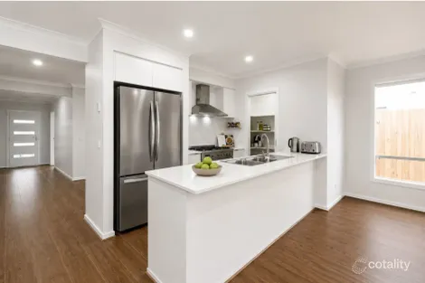 Property photo of 23 Eshal Crescent Wyndham Vale VIC 3024