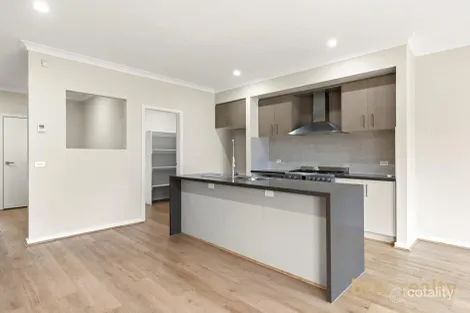 Property photo of 18 Dodson Way Kalkallo VIC 3064