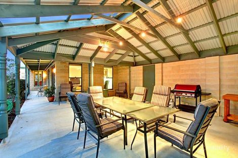 Property photo of 19 Mathiesons Road Wandong VIC 3758