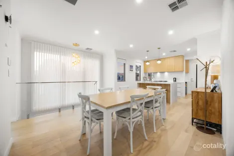 Property photo of 11 Hicks Way Hillarys WA 6025