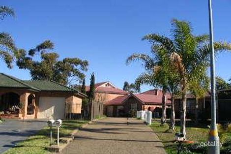 Property photo of 71 Buranda Crescent St Johns Park NSW 2176