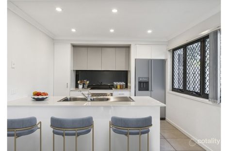 Property photo of 6/8 Carnarvon Avenue Springfield Lakes QLD 4300