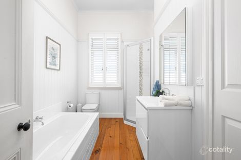 Property photo of 43 Boswell Terrace Wynnum QLD 4178