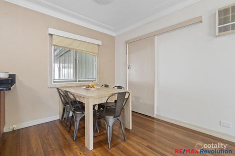 Property photo of 17 Nealdon Street Holland Park QLD 4121