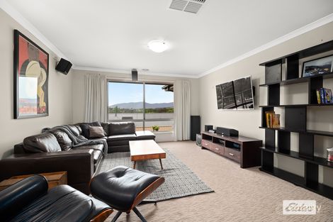 Property photo of 12 Tanner Terrace Wodonga VIC 3690