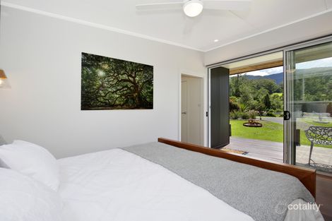 Property photo of 13 Old Pioneer Crest Broughton Vale NSW 2535