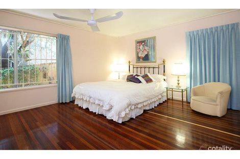 Property photo of 27 Sunset Road Kenmore QLD 4069