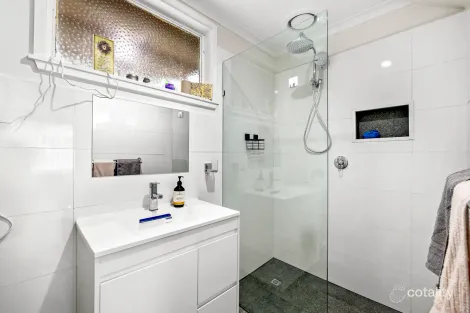 Property photo of 46 Coleus Street Dromana VIC 3936