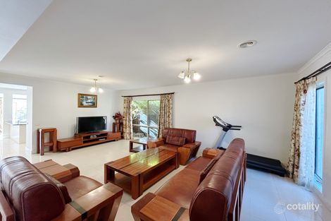 39 Mandowie Rd, Glen Waverley, VIC 3150