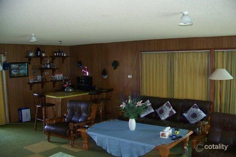 Property photo of 40 Castlereagh Avenue Binnaway NSW 2395