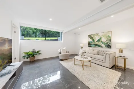 Property photo of 1 Crescent Close Warrawee NSW 2074