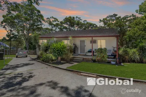 8 Willai St, Bolton Point, NSW 2283
