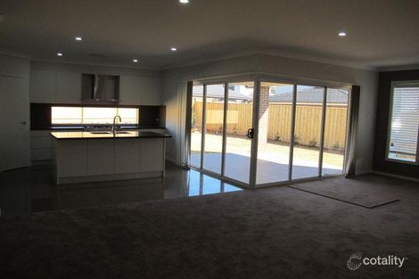 Property photo of 24 Stonecutters Drive Colebee NSW 2761