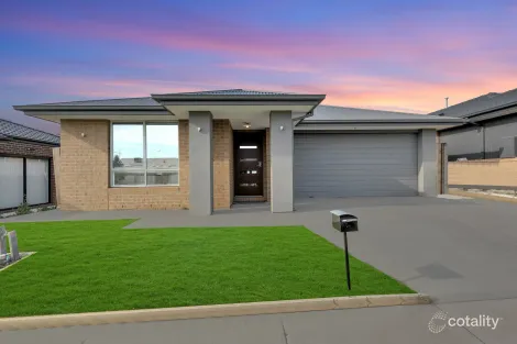 3 League Rd, Donnybrook, VIC 3064