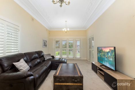 Property photo of 10 The Crescent Linley Point NSW 2066