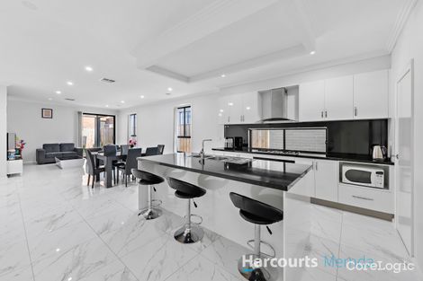 Property photo of 24 Paprika Parade Mickleham VIC 3064