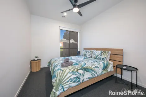 Property photo of 42B Howey Street Gisborne VIC 3437