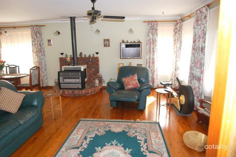 Property photo of 1 Holland Crescent Casula NSW 2170