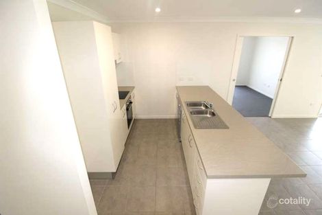 Property photo of 13 Speargrass Parade Mount Low QLD 4818