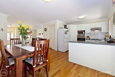 Property photo of 2/1228 Main Road Eltham VIC 3095