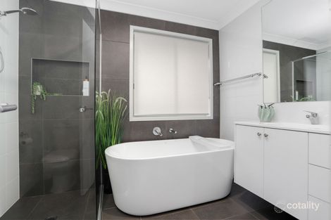 Property photo of 5 Hutt Street Colebee NSW 2761