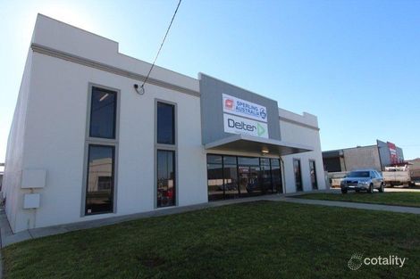 8 Riedell St, East Wagga Wagga, NSW 2650