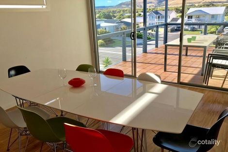 Property photo of 27 Albatross Avenue Hayborough SA 5211