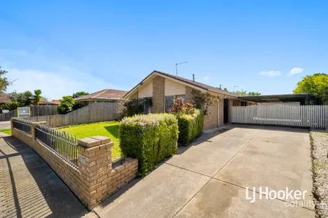 2 MAGPIE CT, WERRIBEE, VIC 3030