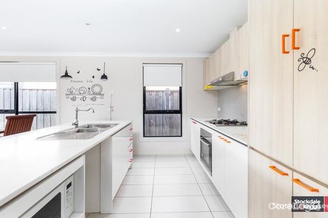Property photo of 11 Lilyturf Drive Tarneit VIC 3029