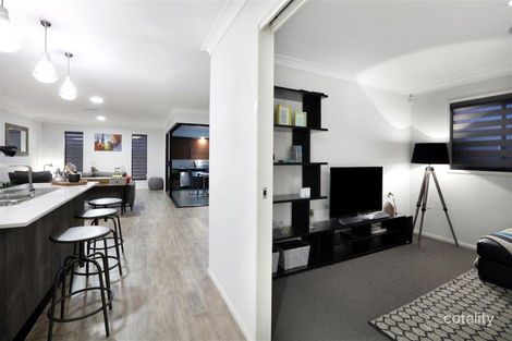 16 Priors Pocket Rd, Moggill, QLD 4070