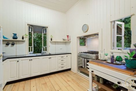 Property photo of 44 Blackstone Road Newtown QLD 4305