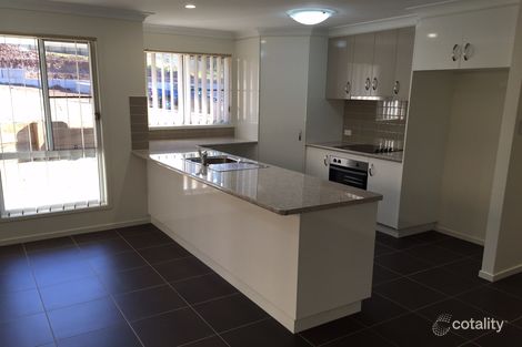 Property photo of 2/8 Reserve Road Cranley QLD 4350