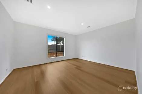 Property photo of 1 Princes Circuit Craigieburn VIC 3064