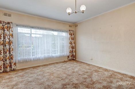 Property photo of 35 Carwarp Street Macleod VIC 3085