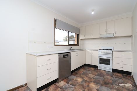 Property photo of 32 Dunn Avenue Forest Hill NSW 2651