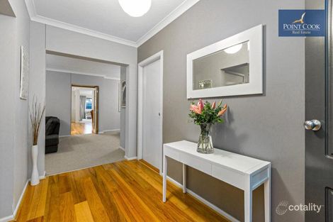 Property photo of 8 Sassafras Close Point Cook VIC 3030