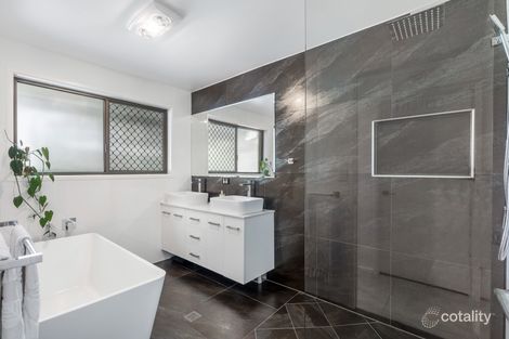 Property photo of 38 Whitehall Avenue Birkdale QLD 4159