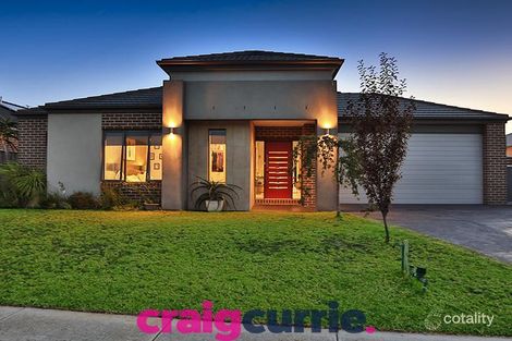 77 Banjo Paterson Dr, Pakenham, VIC 3810