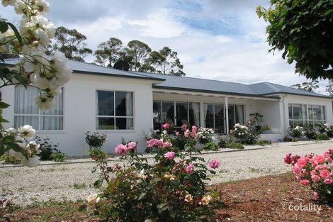 9 Derwent Ave, Margate, TAS 7054