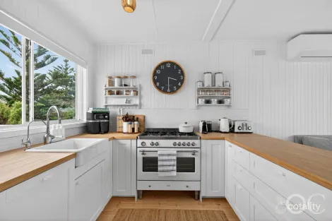 Property photo of 12 Ocean Road Port Elliot SA 5212