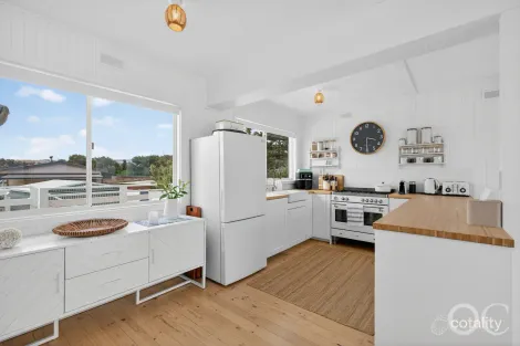 Property photo of 12 Ocean Road Port Elliot SA 5212