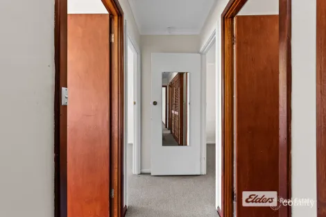 Property photo of 9 Alfred Street McKail WA 6330