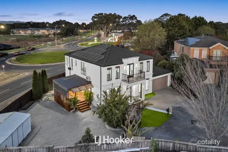 Property photo of 7 Redleaf Close Hampton Park VIC 3976