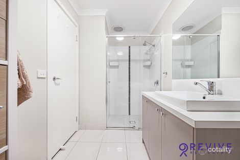 Property photo of 28 Cortula Road Cranbourne East VIC 3977