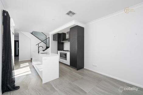 Property photo of 97 Wintergreen Crescent Treeby WA 6164