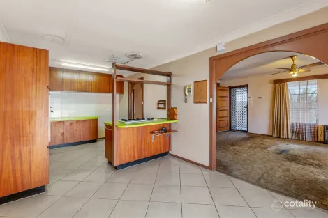 Property photo of 5 Heather Close Paralowie SA 5108